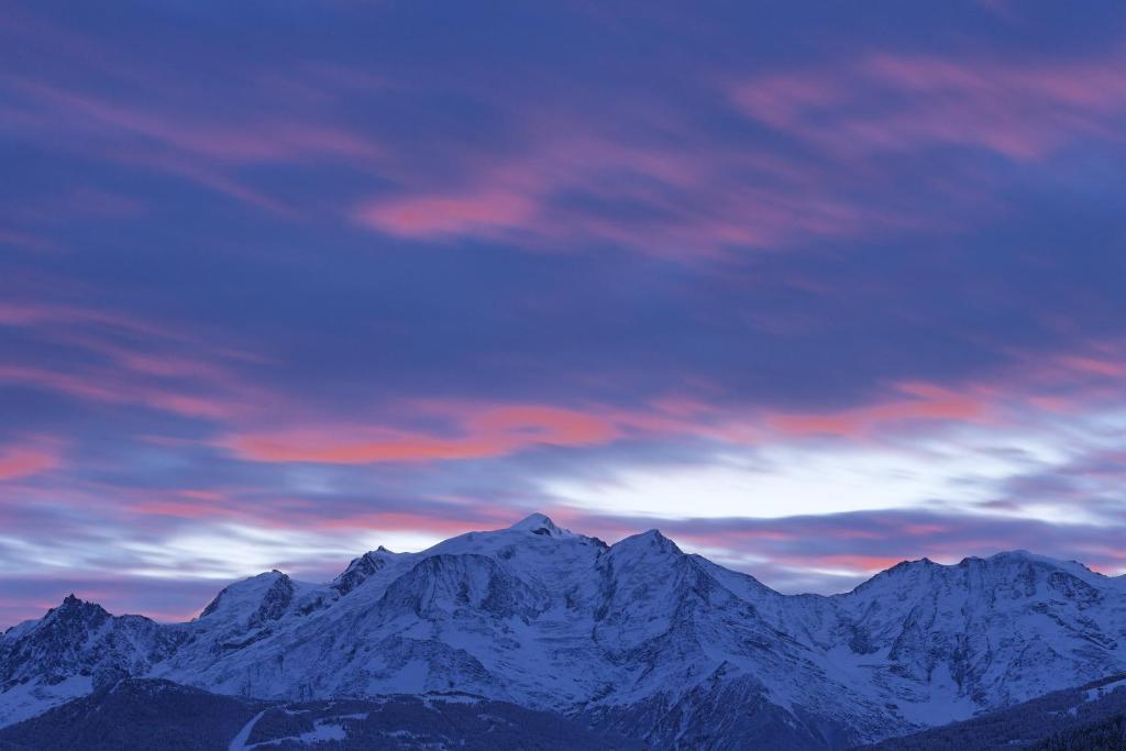 فندق كورْدوفي  Le Charvet المظهر الخارجي الصورة